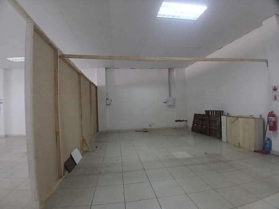 To Let Commercial Property for Rent in Lower Bo-dorp North West